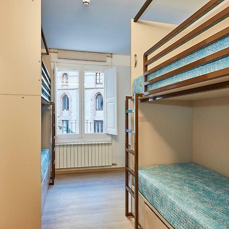 Alberg Abat Oliba Monistrol de Montserrat Luaran gambar Hostel room in Rome, Italy